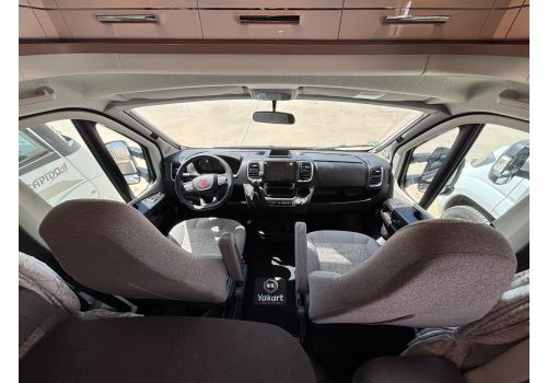 Low Profile Motorhome CARTHAGO C-Tourer T 145 RB LE en Sale Occasion