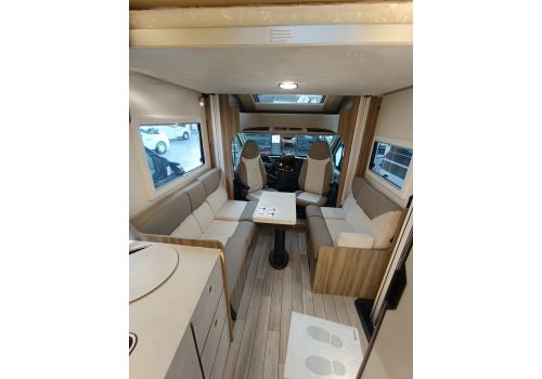 Low Profile Motorhome ROLLER TEAM Kronos Fit 230 TL en Catalog
