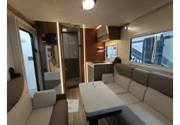 Low Profile Motorhome ROLLER TEAM Kronos Fit 230 Tl en Catalog