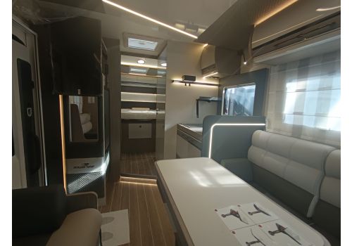 Low Profile Motorhome ROLLER TEAM Zefiro 267 TL en Catalog
