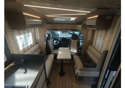 Low Profile Motorhome ROLLER TEAM Zefiro 267 TL en Catalog