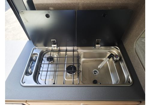Camper Van DETHLEFFS Globetrail 600 DS Active Plus en Catalog