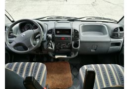 Low Profile Motorhome DETHLEFFS Globebus T-1 en Sale Occasion