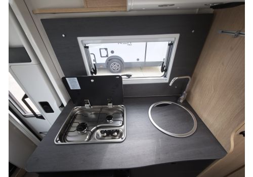 Low Profile Motorhome SUNLIGHT T58 en Catalog