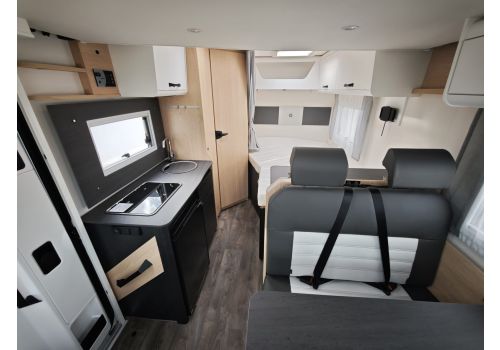 Low Profile Motorhome SUNLIGHT T58 en Catalog