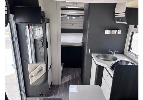 Low Profile Motorhome ROLLER TEAM Kronos 267 TL en Sale Occasion