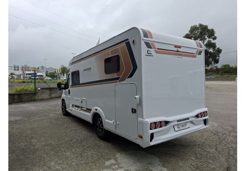 Low Profile Motorhome WEINSBERG R57 en Sale Occasion
