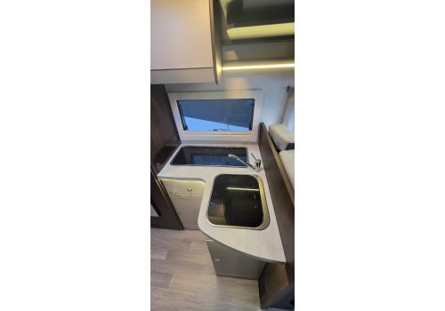 Low Profile Motorhome BENIMAR Tessoro T442 en Sale Occasion