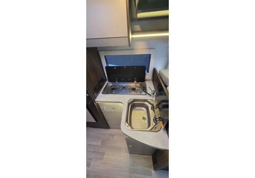 Low Profile Motorhome BENIMAR Tessoro T442 en Sale Occasion
