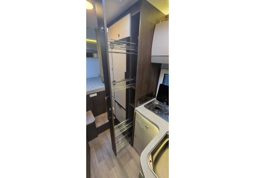Low Profile Motorhome BENIMAR Tessoro T442 en Sale Occasion