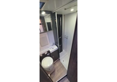 Low Profile Motorhome BENIMAR Tessoro T442 en Sale Occasion