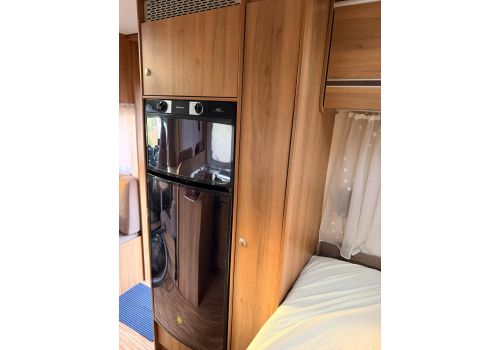 Low Profile Motorhome BURSTNER Nexxo T660 en Sale Occasion