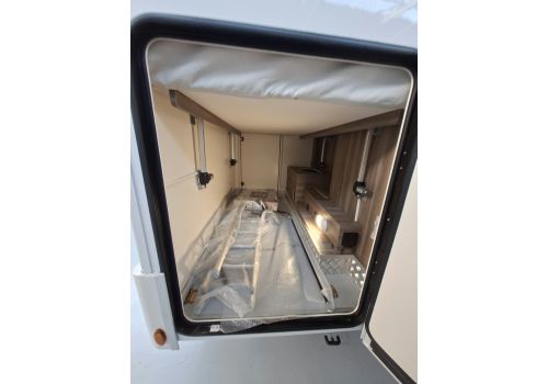 Low Profile Motorhome ROLLER TEAM Kronos Fit 294 en Catalog