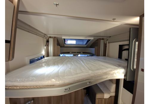 Low Profile Motorhome ROLLER TEAM Kronos Fit 294 en Catalog
