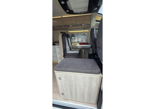 Camper Van RAPIDO V62 en Sale Occasion