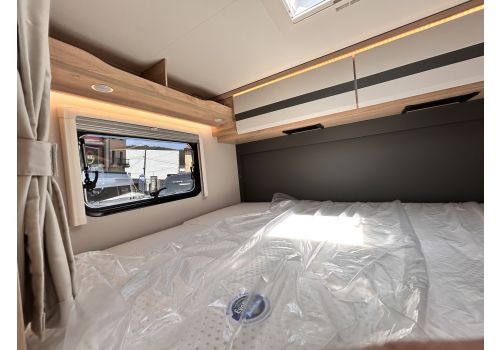 Integral Motorhome DETHLEFFS Globebus I1 2027 en Rent