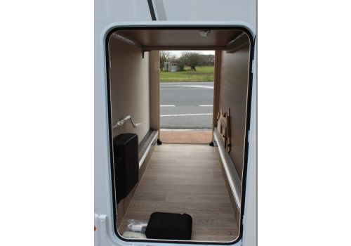 Low Profile Motorhome DETHLEFFS Trend T 6767 en Sale Occasion