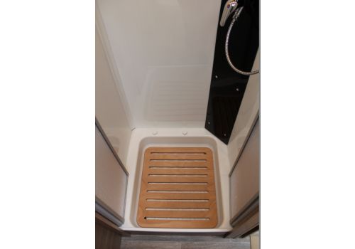 Low Profile Motorhome DETHLEFFS Trend T 6767 en Sale Occasion