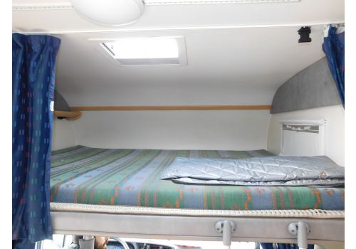 Capuchina Motorhome DETHLEFFS Esprit A5880 en Sale Occasion