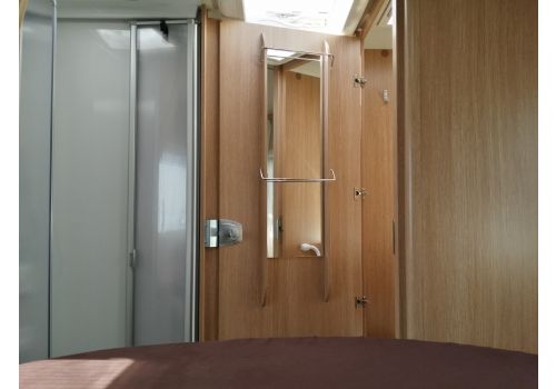 Low Profile Motorhome SUNLIGHT T 69 S modelo 2017 en Sale Occasion