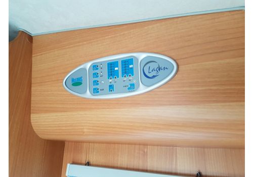 Capuchina Motorhome MC LOUIS M700 en Sale Occasion