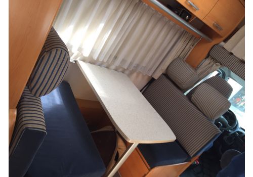 Capuchina Motorhome HYMER Classic en Sale Occasion