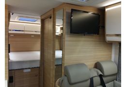 Low Profile Motorhome DETHLEFFS Globebus T 1 modelo 2017 en Sale Occasion