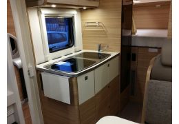 Low Profile Motorhome DETHLEFFS Globebus T 1 modelo 2017 en Sale Occasion