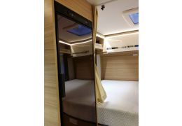 Low Profile Motorhome DETHLEFFS Globebus T 1 modelo 2017 en Sale Occasion