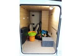 Low Profile Motorhome DETHLEFFS Globebus T 1 modelo 2017 en Sale Occasion