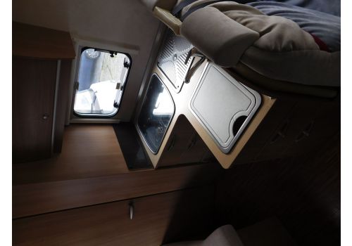 Low Profile Motorhome BURSTNER T664 en Sale Occasion