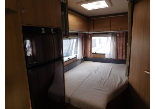 Low Profile Motorhome BURSTNER T664 en Sale Occasion
