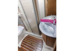 Low Profile Motorhome BURSTNER T664 en Sale Occasion