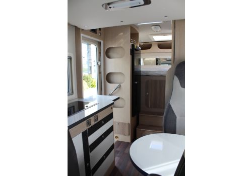 Low Profile Motorhome ILUSION 590 XMK modelo 2017 en Sale Occasion
