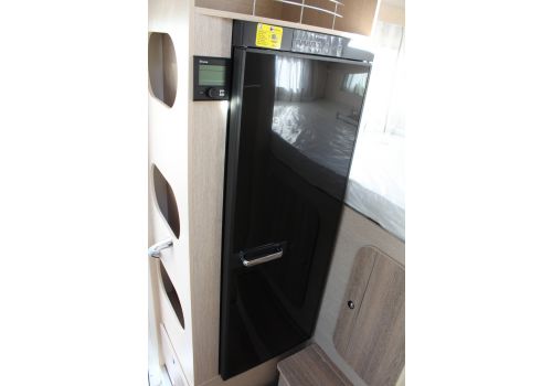Low Profile Motorhome ILUSION 590 XMK modelo 2017 en Sale Occasion