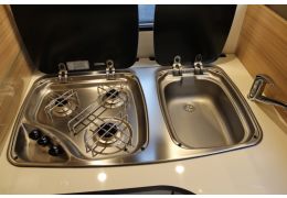Low Profile Motorhome DETHLEFFS Globebus T 7 en Sale Occasion