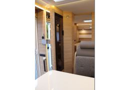 Low Profile Motorhome DETHLEFFS Globebus T 7 en Sale Occasion