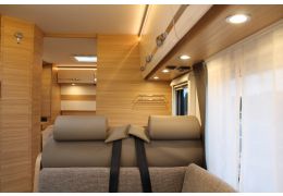 Low Profile Motorhome DETHLEFFS Globebus T 7 en Sale Occasion