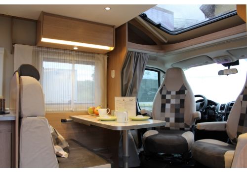 Low Profile Motorhome SUNLIGHT T-65 4 en Sale Occasion
