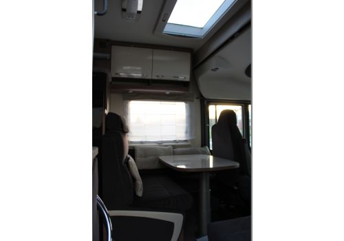 Integral Motorhome ITINEO MB 700 en Sale Occasion