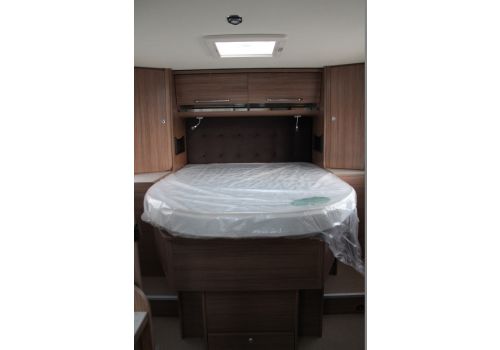Integral Motorhome ITINEO MB 700 en Sale Occasion