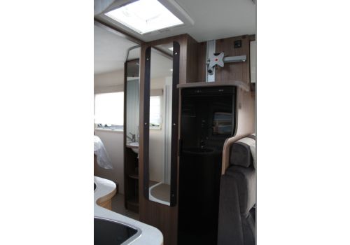 Integral Motorhome ITINEO MB 700 en Sale Occasion