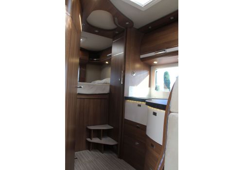 Low Profile Motorhome CARTHAGO C Tourer T 142 en Sale Occasion