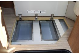 Low Profile Motorhome CARTHAGO C Tourer T 142 en Sale Occasion