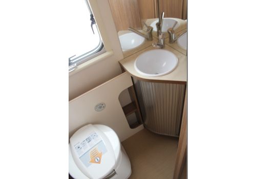 Integral Motorhome ITINEO MC740 modelo 2018 en Catalog
