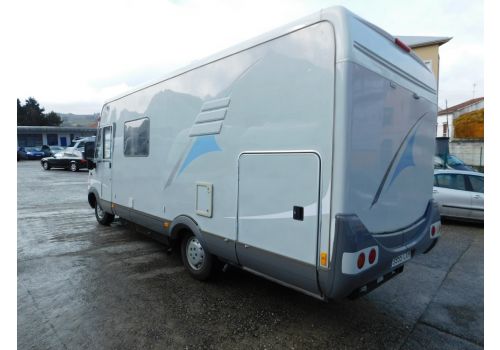 Integral Motorhome HYMER B614. en Sale Occasion