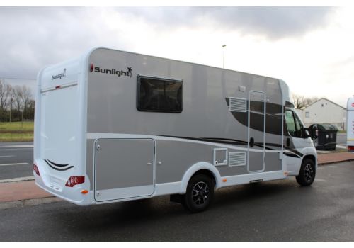 Low Profile Motorhome SUNLIGHT T-69 L en Sale Occasion