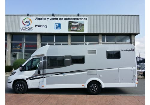 Low Profile Motorhome SUNLIGHT T 67 en Sale Occasion