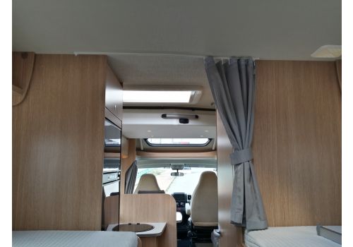 Low Profile Motorhome SUNLIGHT T 67 en Sale Occasion