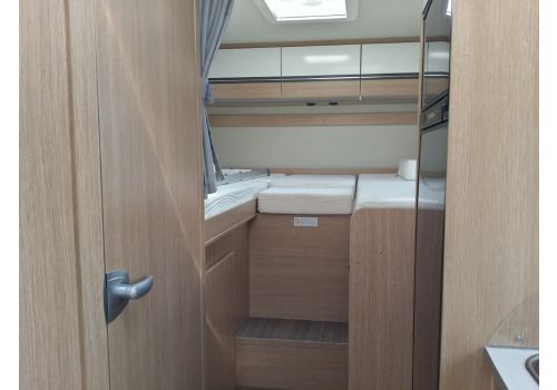 Low Profile Motorhome SUNLIGHT T 67 en Sale Occasion
